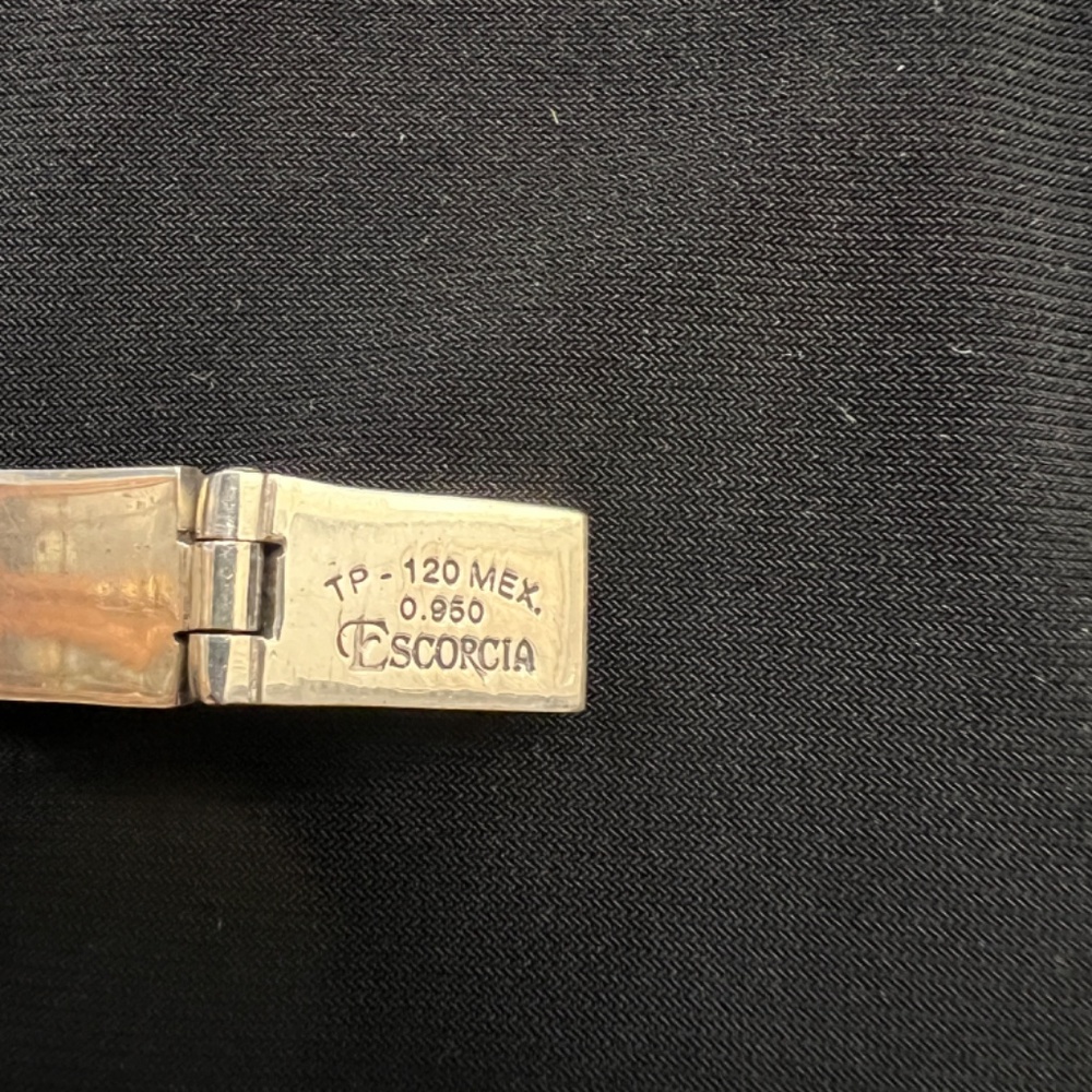 cuff bracelet - Picture 3 of 3